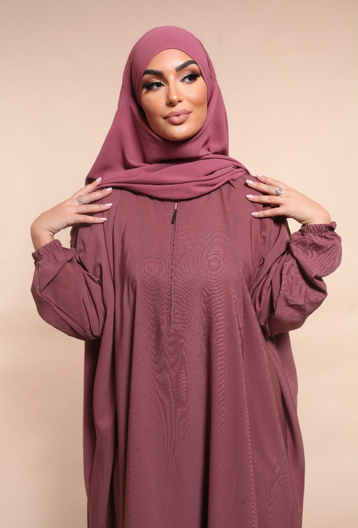 Abaya Al-Kareema